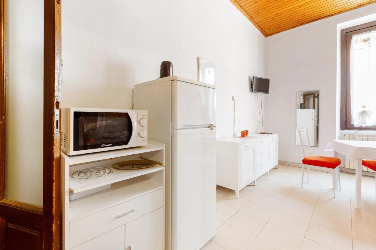 Darsena Navigli - Porta Genova M2 Studio ميلان المظهر الخارجي الصورة